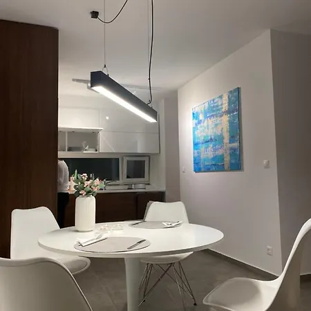 Apartment Lela Lakeside A Vizek Szerelmeseinek